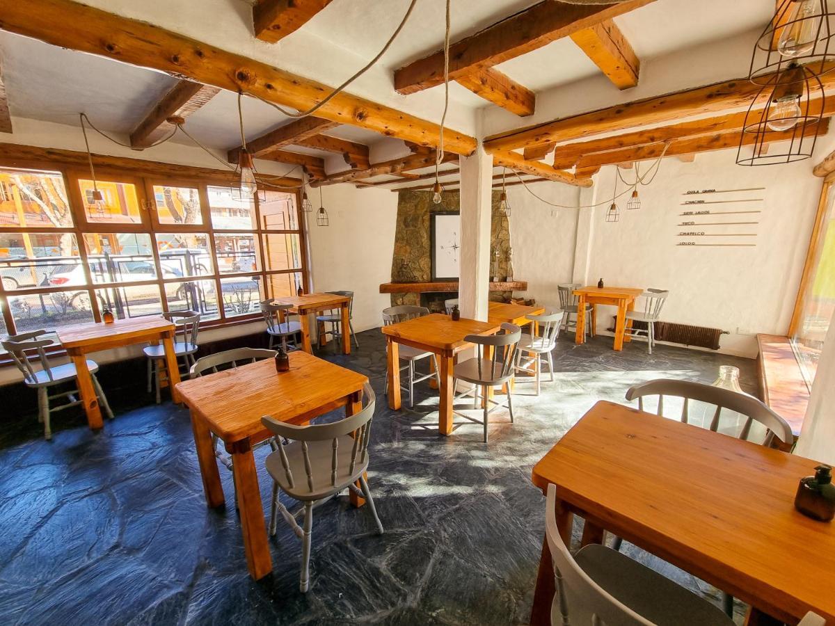 Hosteria Las Lucarnas San Martin de los Andes Luaran gambar